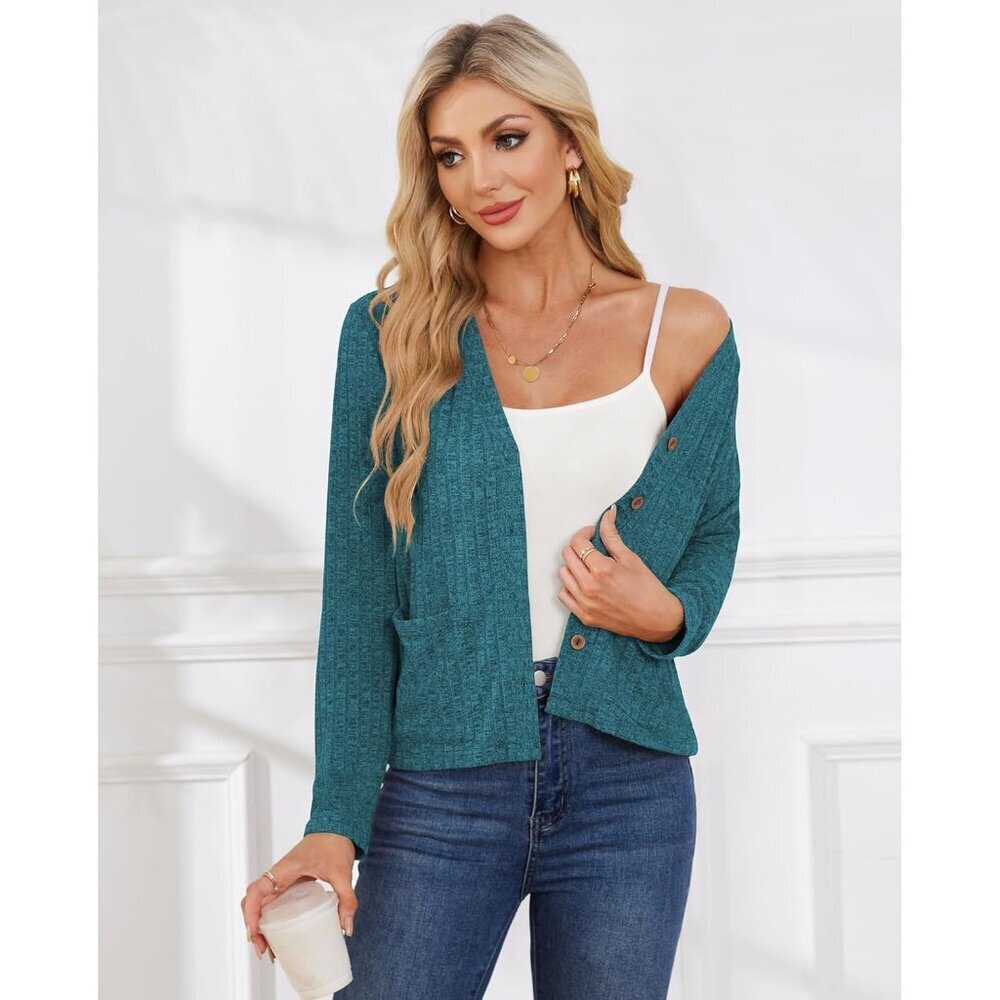 Women’s Cropped Light Sweater Cardigan Pockets Casual Wear Small - Picture 2 of 4
